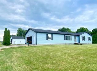 17250 Armada Center Rd, Armada, MI 48005