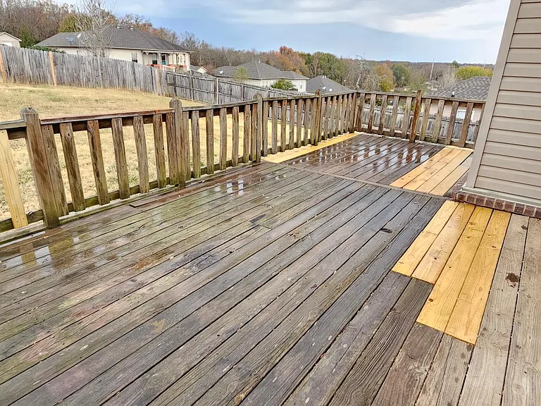 142 Weathering Dr — Photo 22