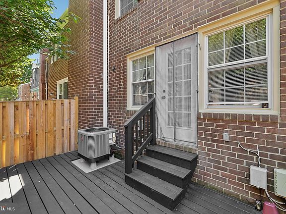 5th image of 462 Colonial Ridge Ln