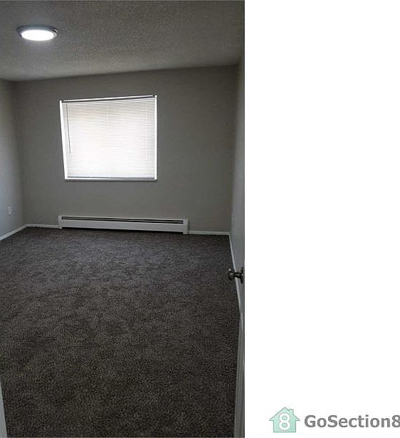 2nd image of 560 Dayton St #208