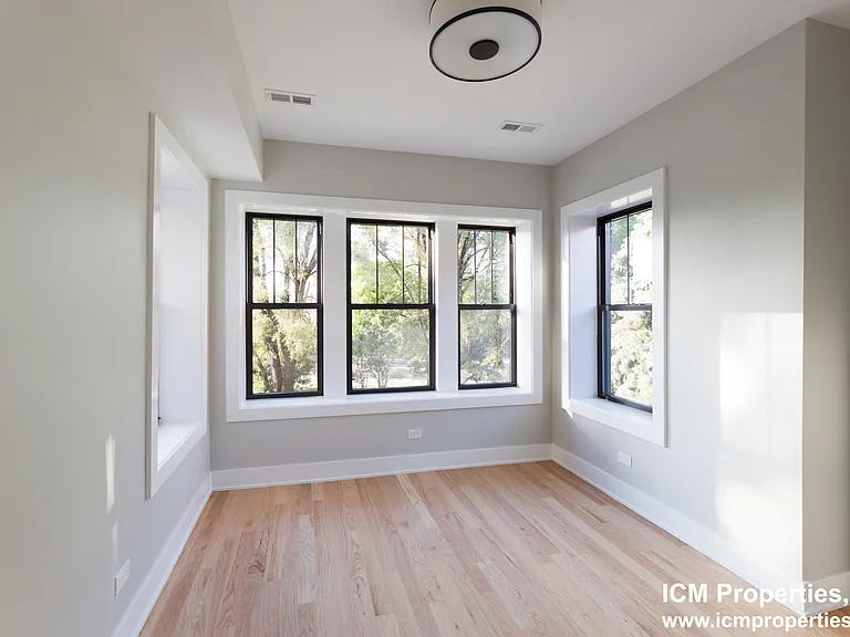 2530 N Campbell Ave #1 — Photo 4