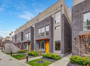 46 Curzon St, Toronto, ON M4M0C2