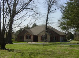 92 Benjamin Rd, Crane, MO 65633