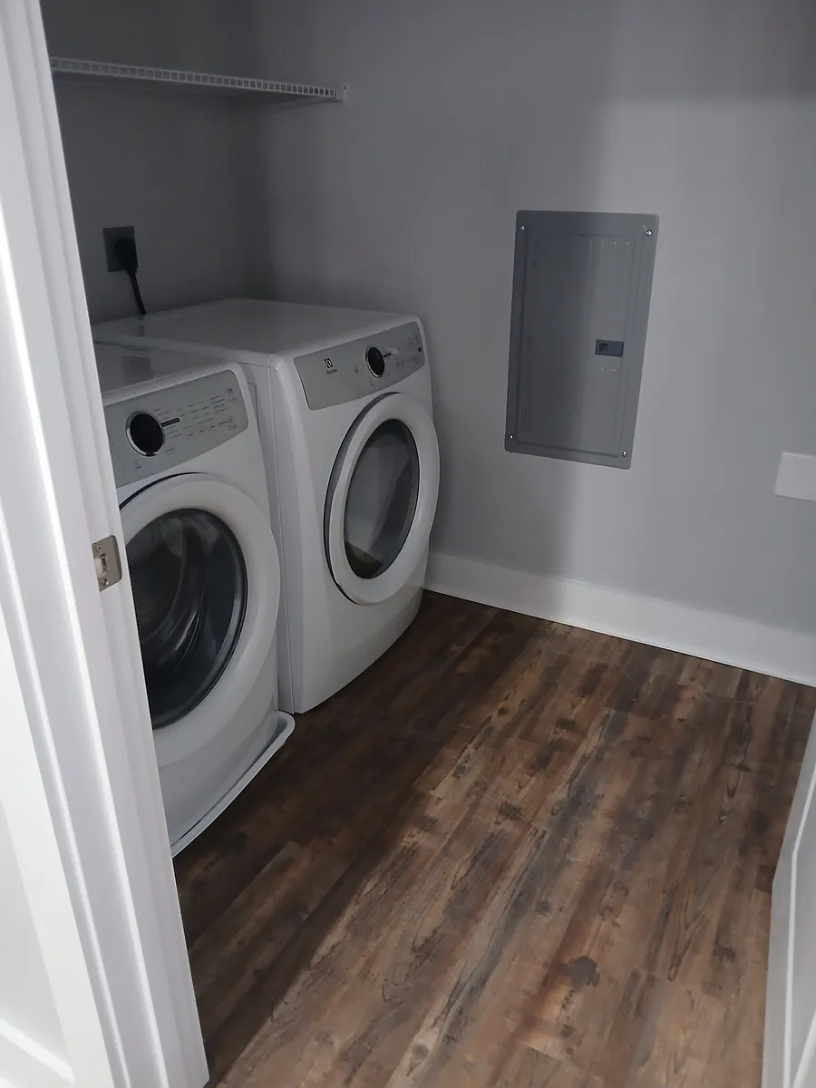 All 2 Bedrooms have a Washer and Dryer - Madison View Apartments