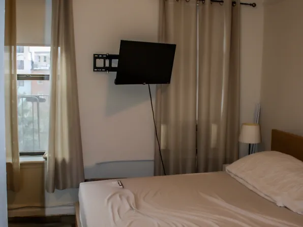 645 Barretto Street image 6 of 9