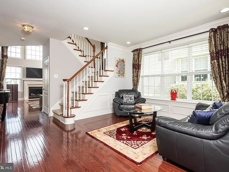 2604 Rockledge Ct — Photo 11