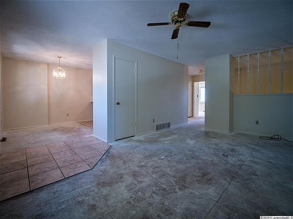 5th image of 1271 N 17th St