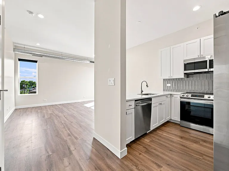 3727 Sunnyside Ave. — Photo 4