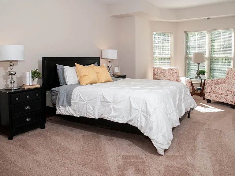 Cornelia Place — Photo 16