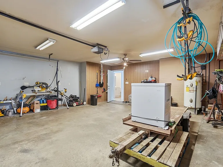 7214 Winnebago Dr — Photo 35