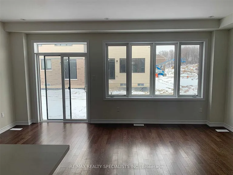 29 Gunn Ave — Photo 9