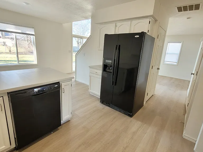 30 Westhaven Dr — Photo 7