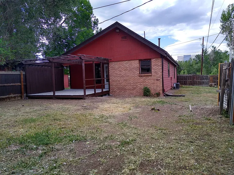 460 S Fenton St — Photo 35