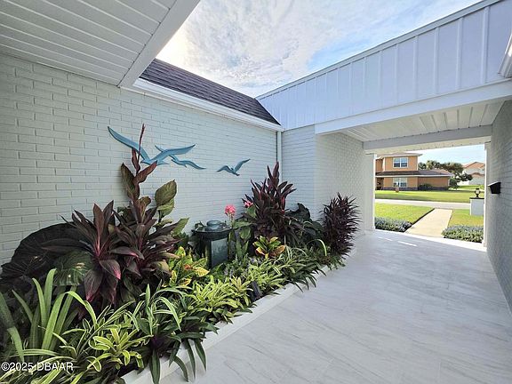 4th image of 41 Wisteria Dr