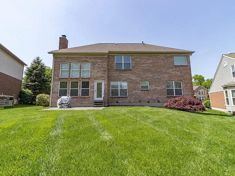 7892 Golden Meadow Dr — Photo 30