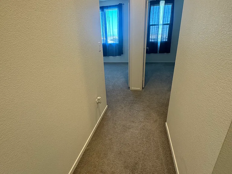 1404 Santa Victoria Rd #4 — Photo 6