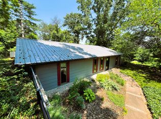 1605 Chappell Dr, Cassville, MO 65625