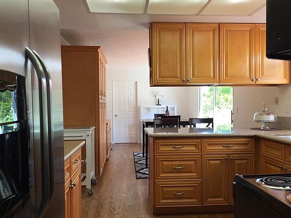 5th image of 2598 Suisun Ave