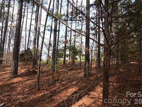 5th image of 5016 Hermitage Ct #216