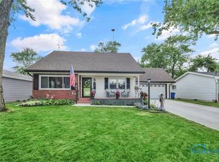 1025 Fort Dr, Bowling Green, OH 43402