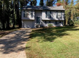 753 Whitehall Dr, Lawrenceville, GA 30043