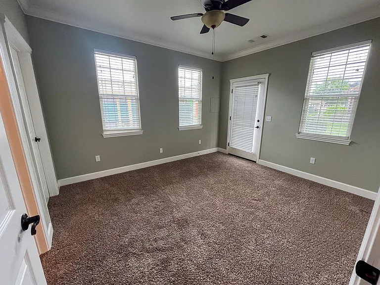 1356 Marjorie Ct — Photo 8