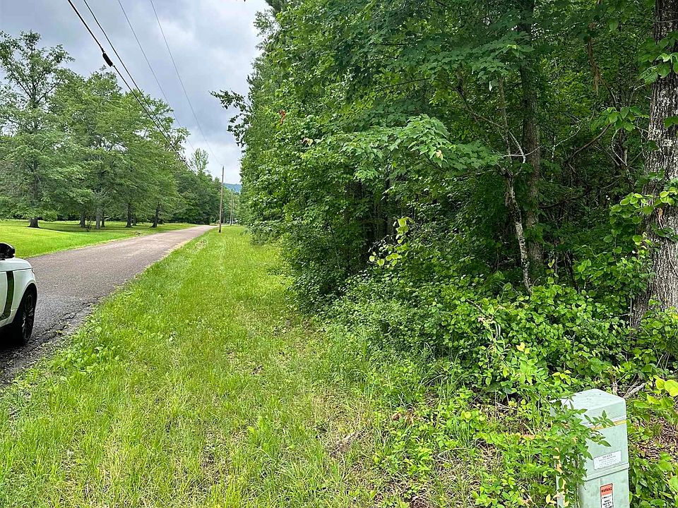 2nd image of Riddles Bend Rd