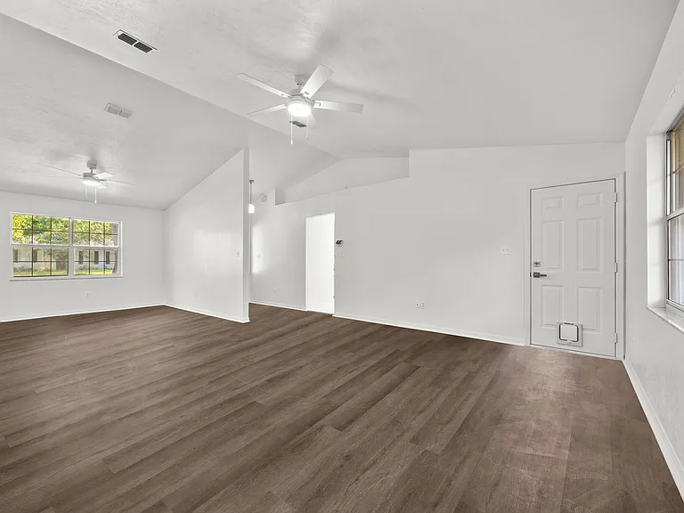 25321 SW 17th Ave — Photo 7