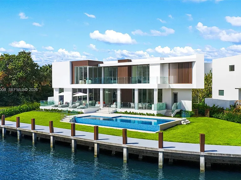 503 Palm Dr — Photo 3