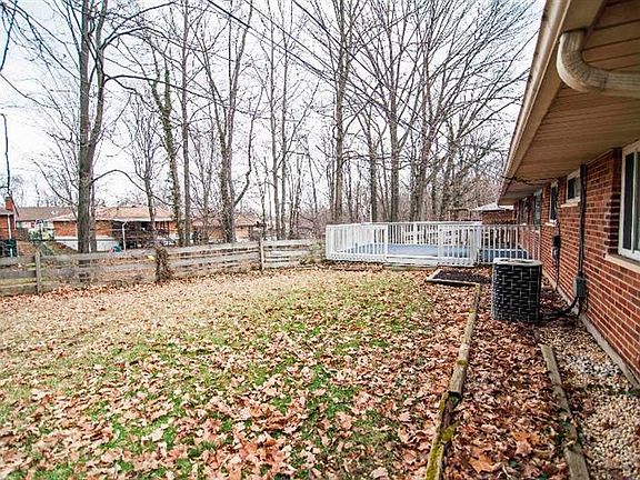 3rd image of 51 Ironwood Dr