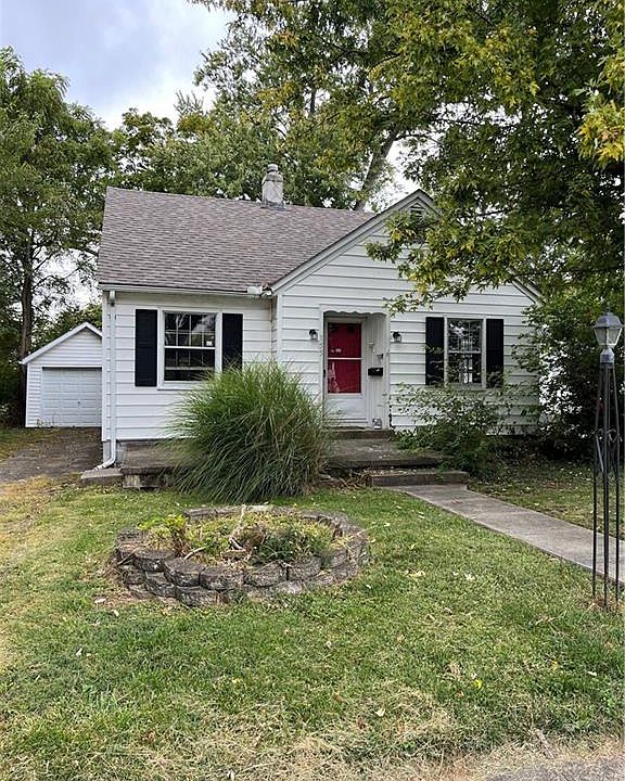1st image of 155 Richardson Pl