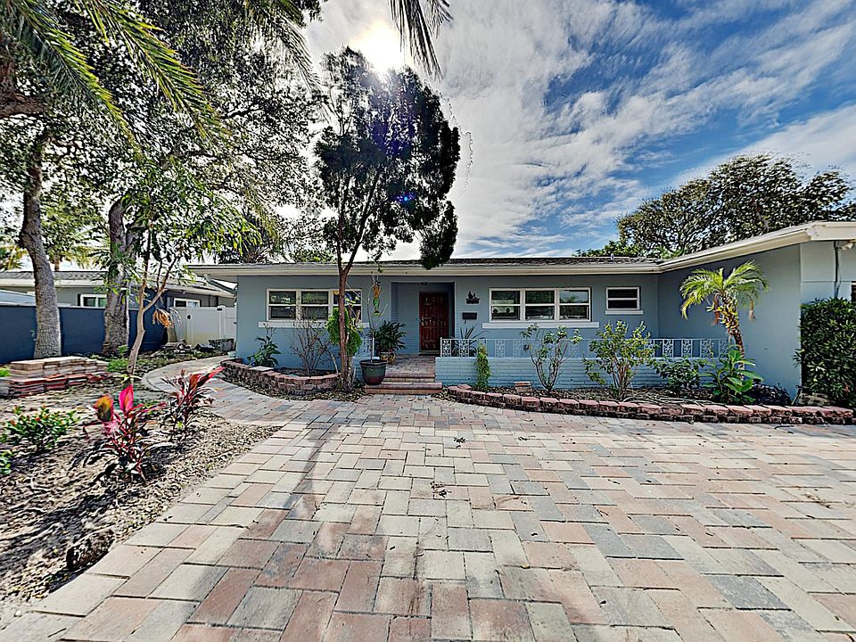 1st image of 366 26th Ave SE