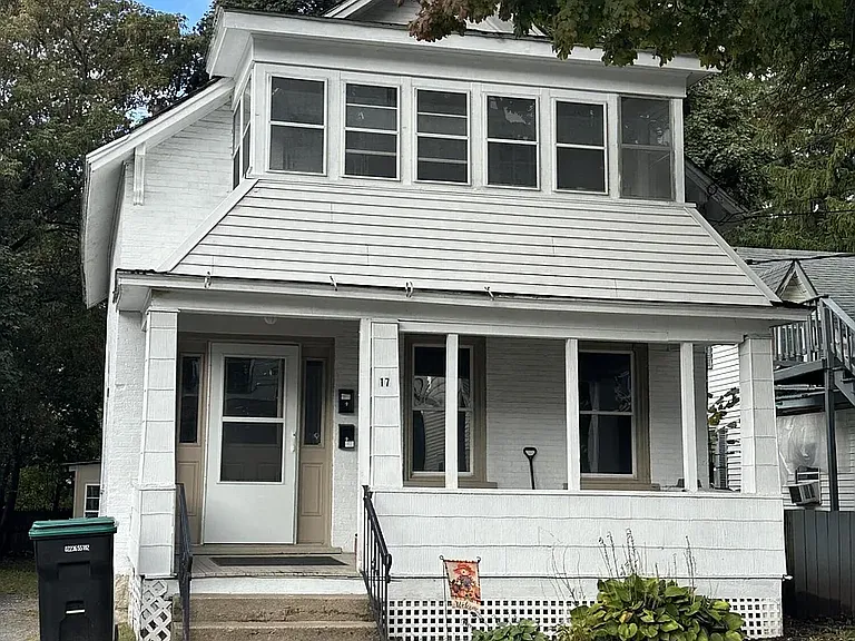 17 Sailly Ave — Photo 6