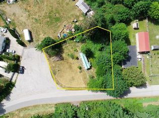 7877 Santa Fe Trl, Maple Falls, WA 98266