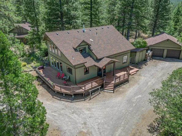 10025 Burley Dr, Weed, CA 96094