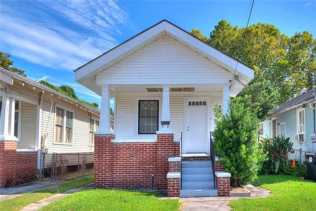 1st image of 4629 Palmyra St