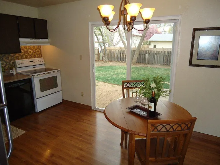 2525 Woodvalley Ct — Photo 8