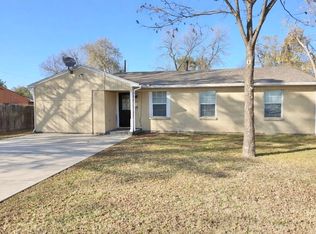 705 Glynn Oaks Dr, Arlington, TX 76010