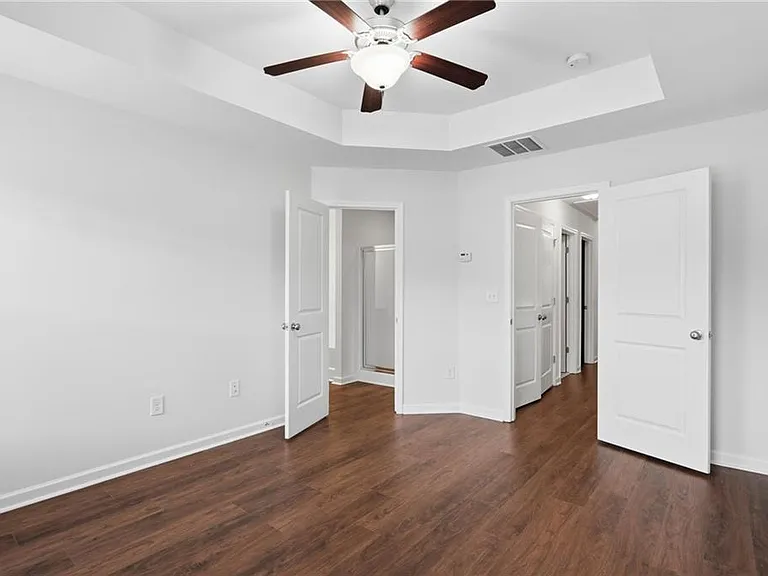 4917 Longview Walk — Photo 13
