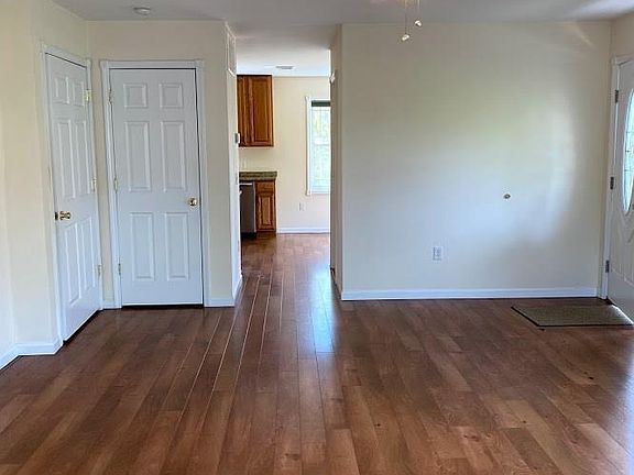 3rd image of 23 2nd St APT 9