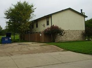 2700 Emily Dr APT D, Fort Worth, TX 76112