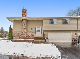 1656 Hickory Ln, Eagan, MN 55122