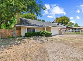 215 Johnson Dr, Duncanville, TX 75116