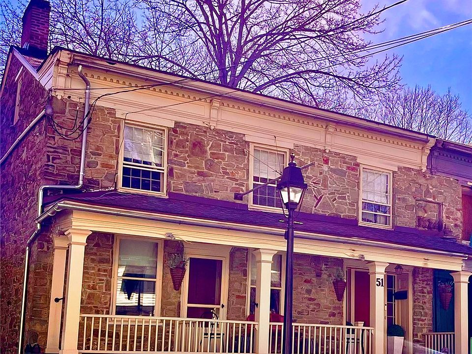 1st image of 51 Pioneer St