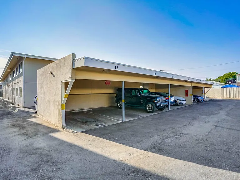 822 N Inglewood Ave — Photo 28