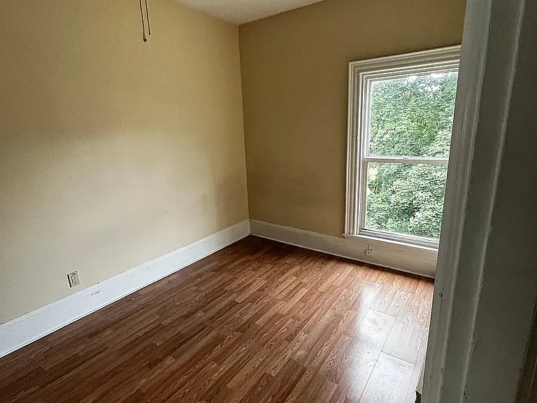 554 Stevens Ave #2 — Photo 6