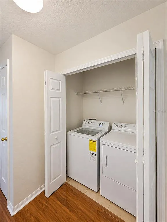 3 bed, 3.0 bath, 1187 sqft, $1,995 — Photo 4