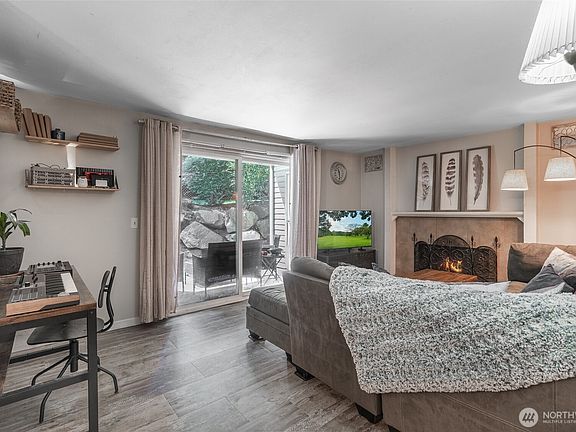 5th image of 17515 151st Avenue SE #6-6