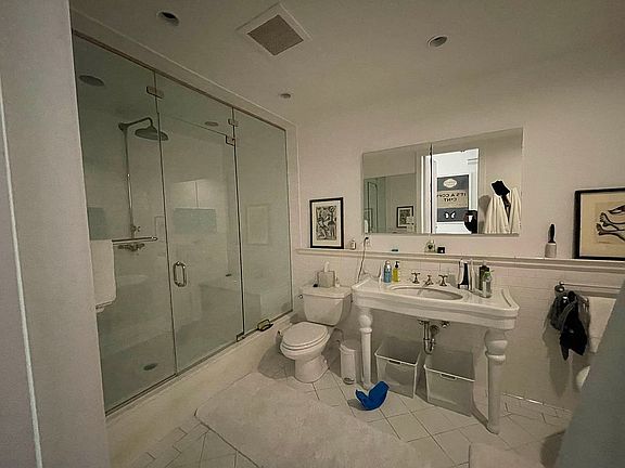 3rd image of 129 5th Ave #502