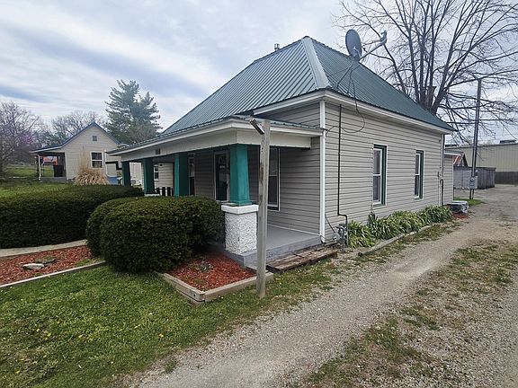3rd image of 1105 Townsend Street